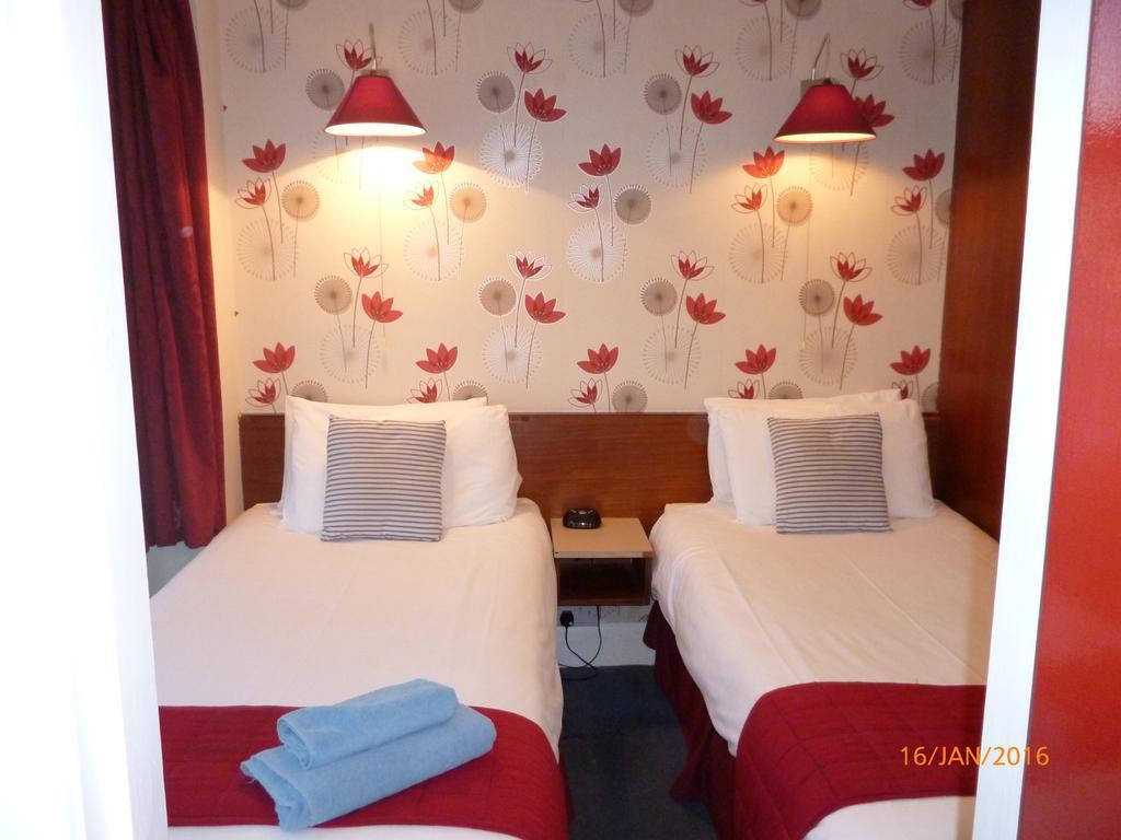 Grange Lodge Hotel - B&B Londen Kamer foto