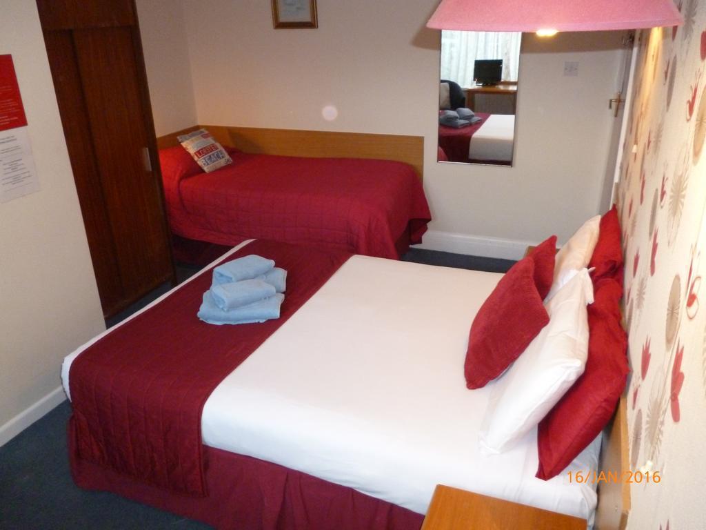 Grange Lodge Hotel - B&B Londen Kamer foto