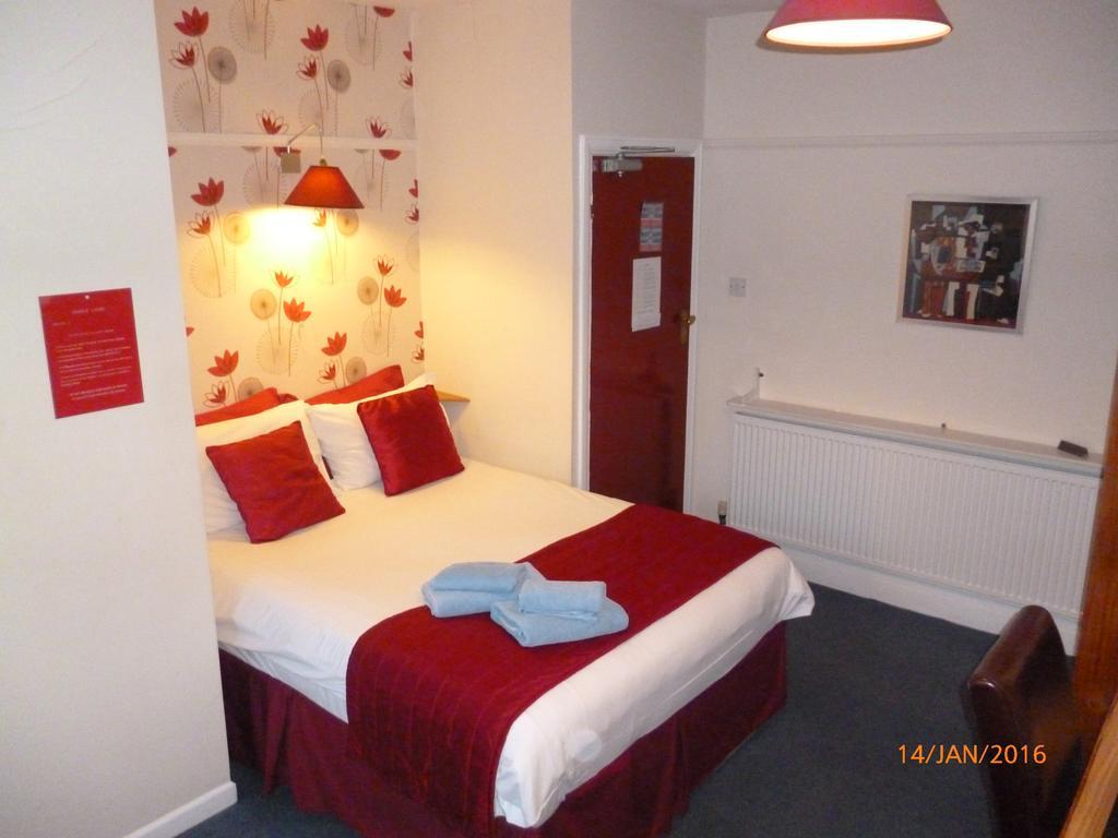 Grange Lodge Hotel - B&B Londen Kamer foto
