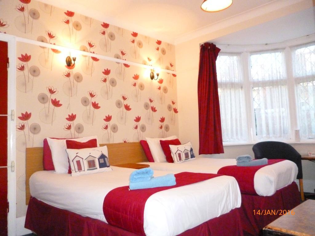 Grange Lodge Hotel - B&B Londen Kamer foto