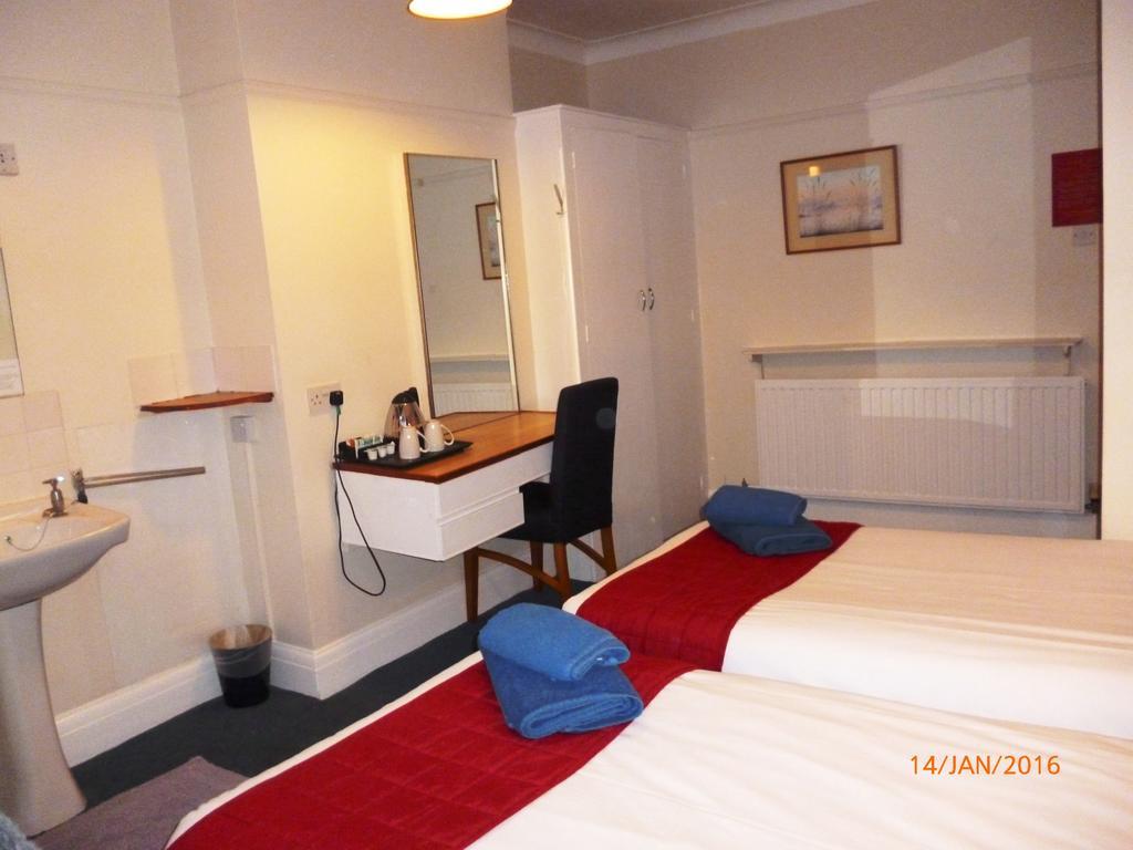 Grange Lodge Hotel - B&B Londen Kamer foto