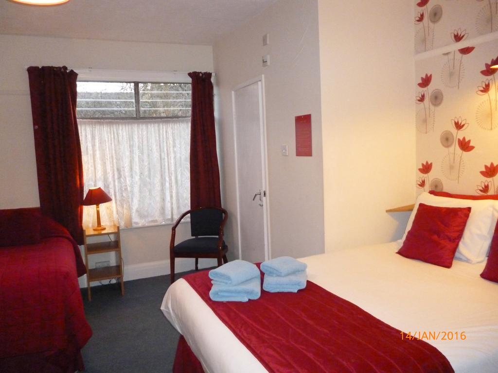 Grange Lodge Hotel - B&B Londen Kamer foto