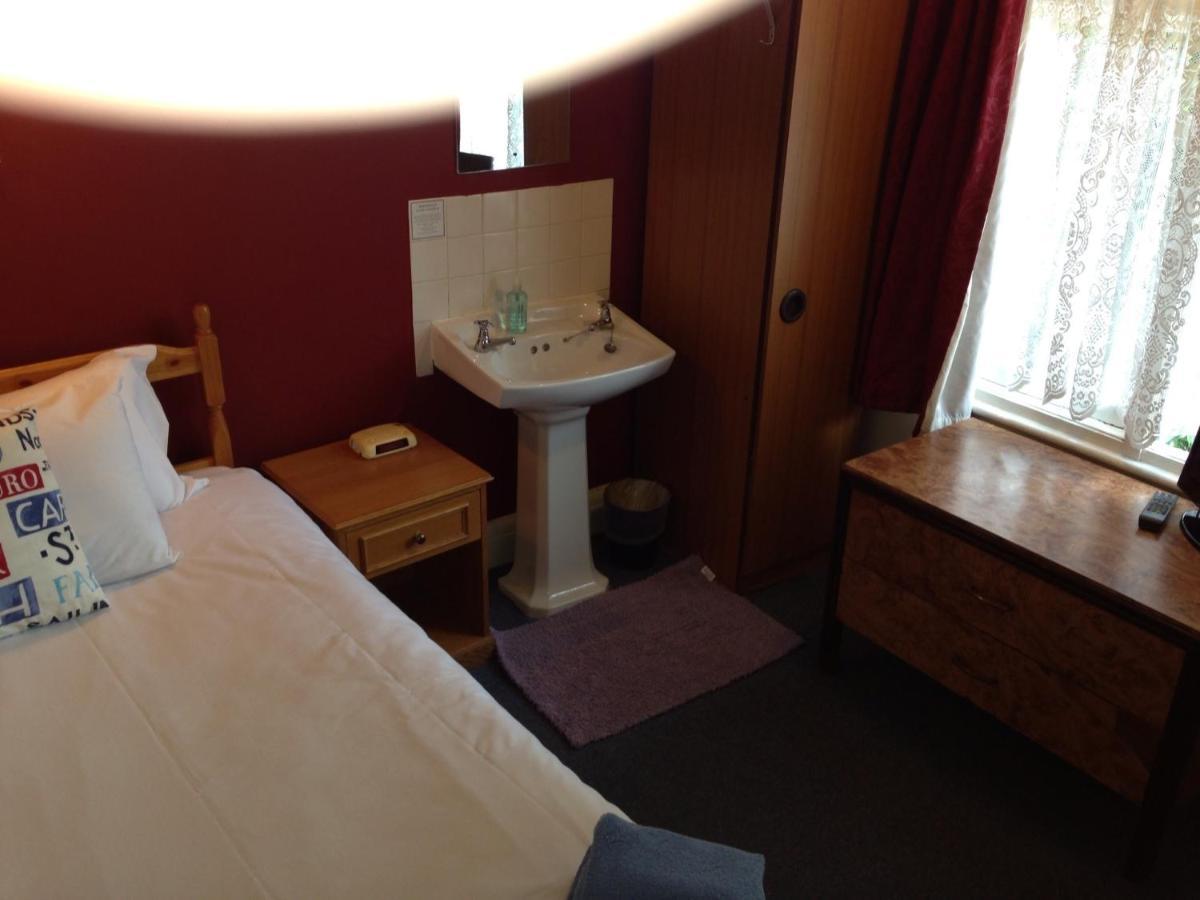Grange Lodge Hotel - B&B Londen Buitenkant foto